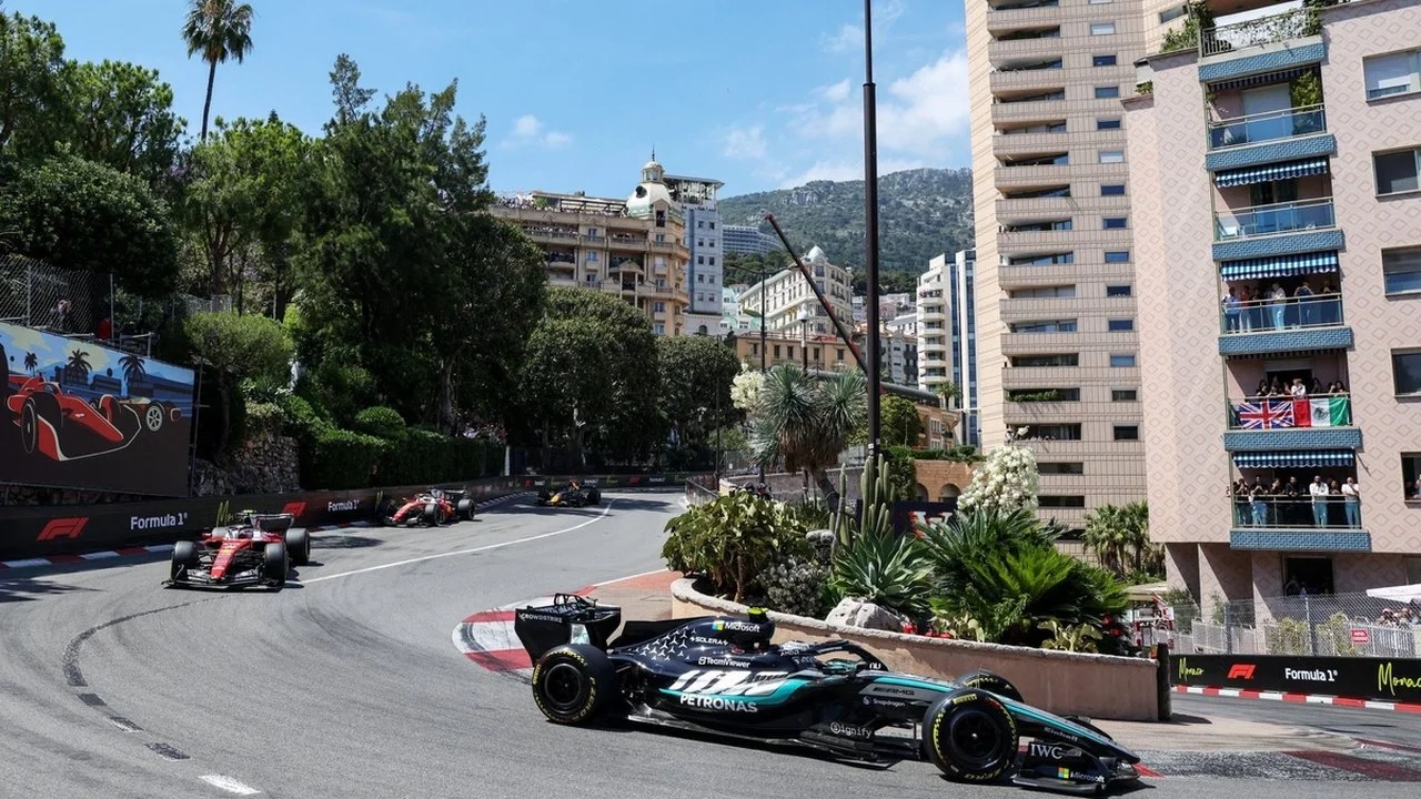 F1摩纳哥站事实进展时间线:安东内利乱局力压汉密尔顿夺五连胜